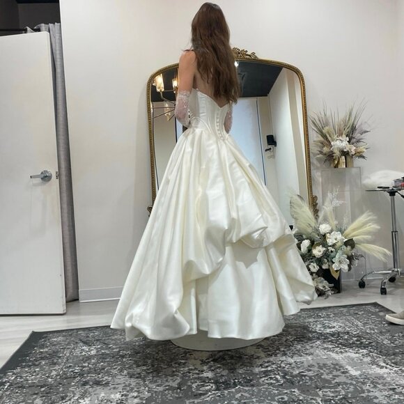 NWOT Madison James MJ1109 Fialma Satin Ball Gown Wedding Dress Strapless Corset - Picture 7 of 11